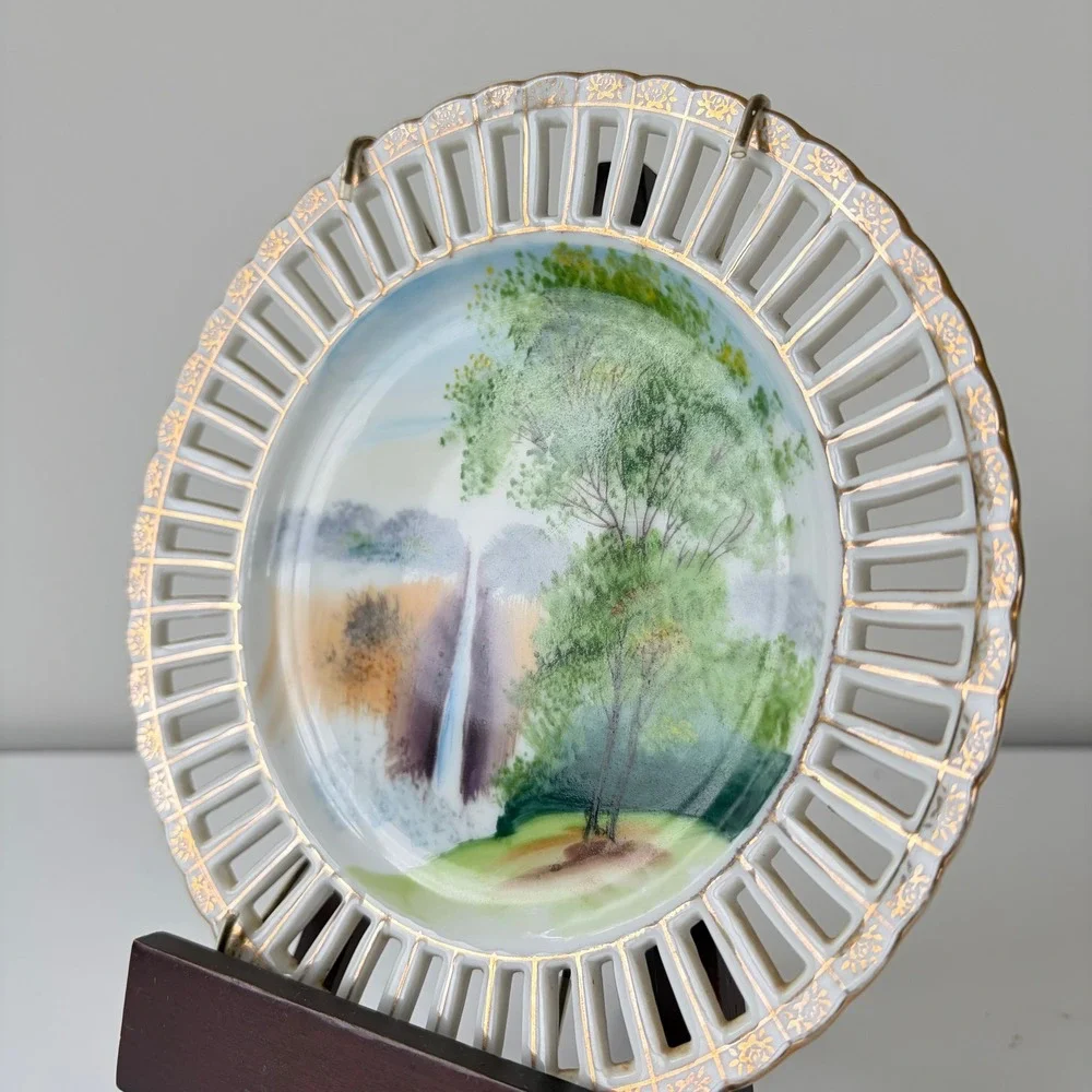 Ucagco China Hand Painted Landscape Plate Reticulated Gold Gilt Japan 7.5 Inch